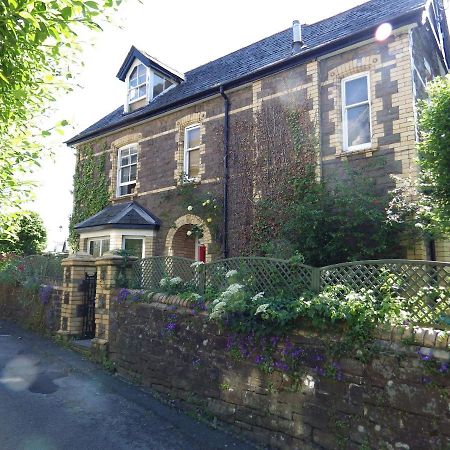 Ryvington Apartments Abergavenny Bagian luar foto