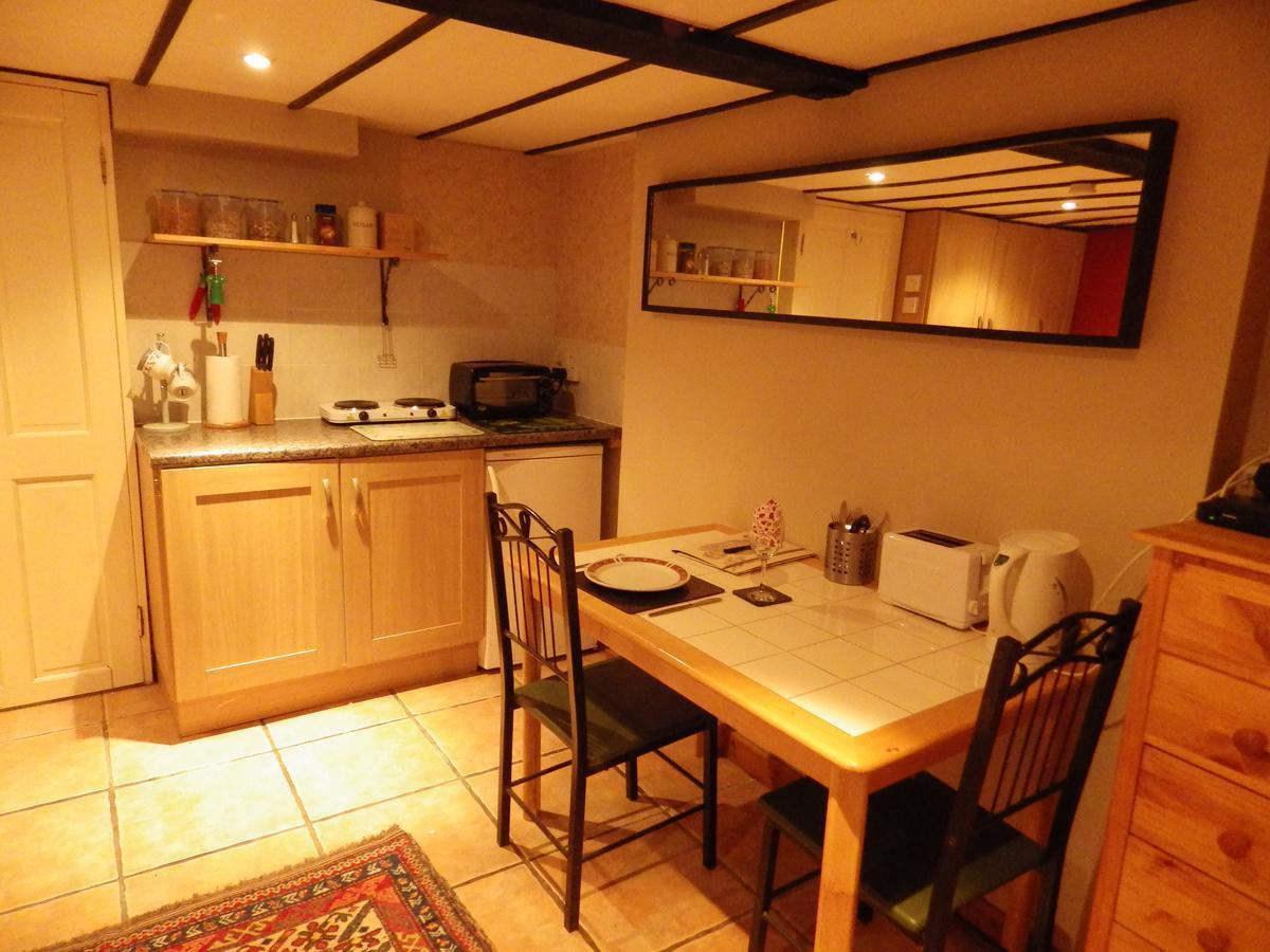 Ryvington Apartments Abergavenny Ruang foto