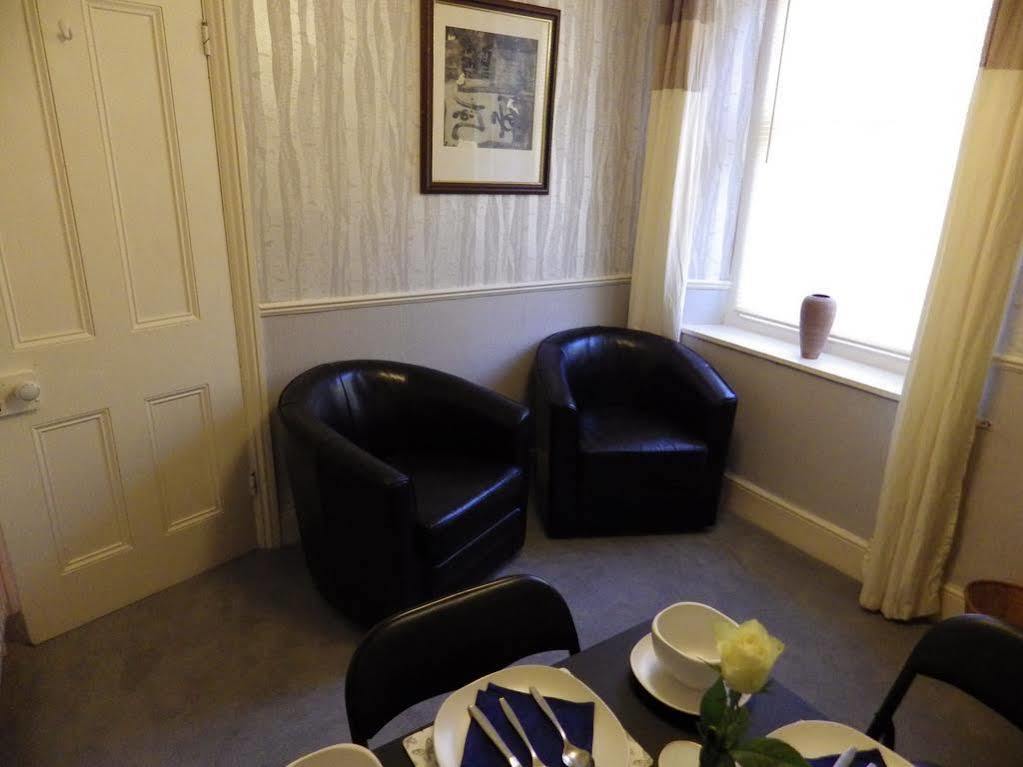 Ryvington Apartments Abergavenny Bagian luar foto