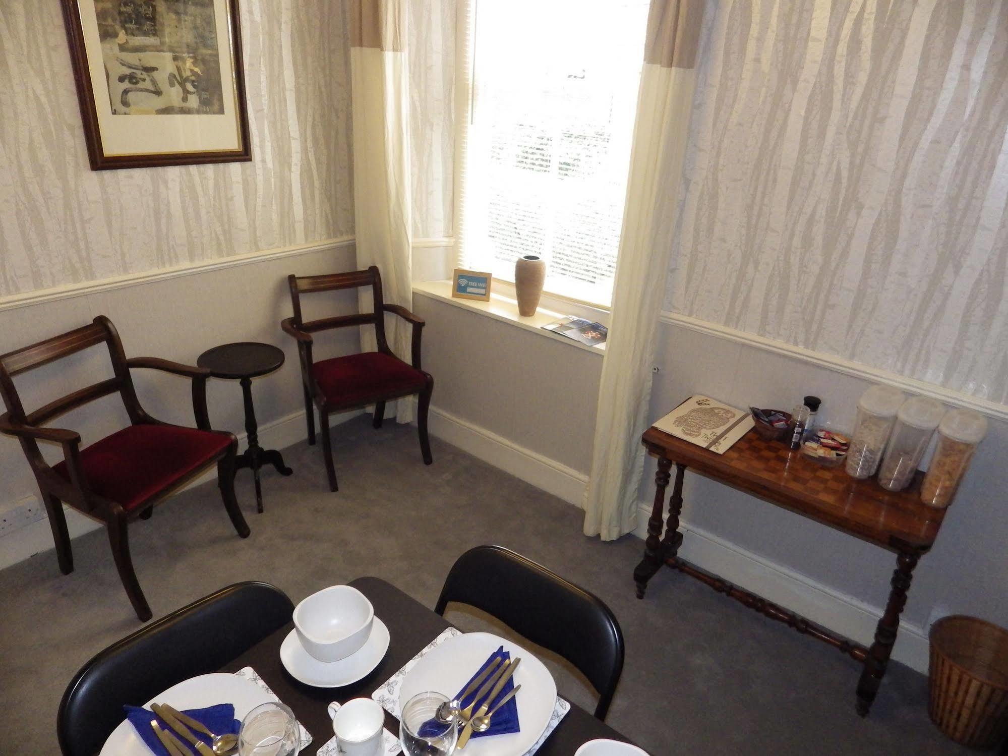 Ryvington Apartments Abergavenny Bagian luar foto