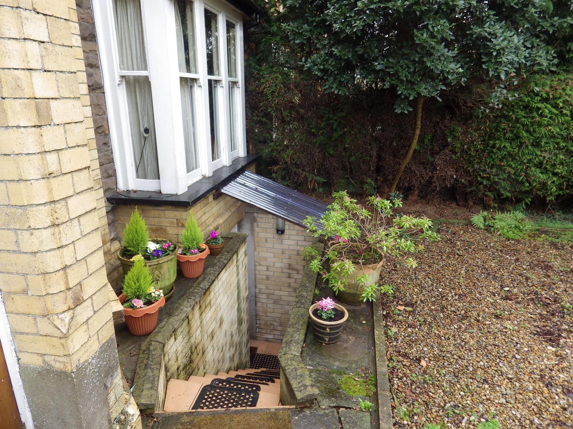 Ryvington Apartments Abergavenny Bagian luar foto